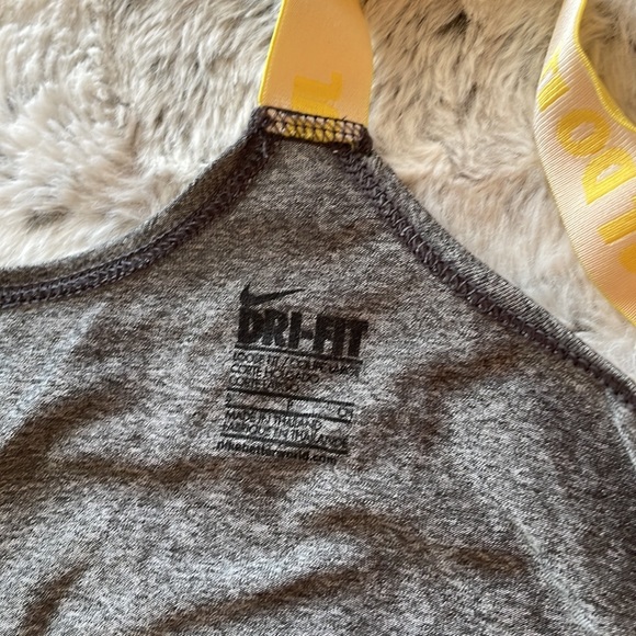 Nike Dri Fit Tank - Picture 2 of 2